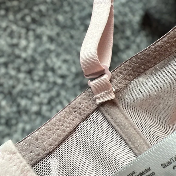 ***Final Drop*** NWT Sophie B Pink Lace over Gray Longline Bra 34C - Picture 8 of 13